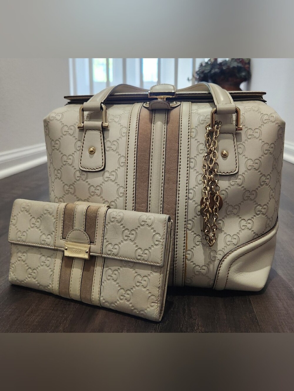 Gucci Guccissima Doctors Boston Bag With Matching Wallet